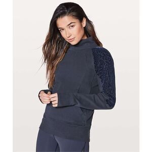 Lululemon Women’s Floral Flock Pullover - Midnight Navy